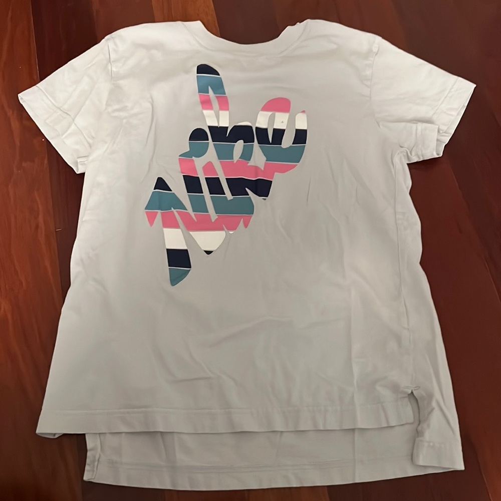 GIRLS BLUE NIKE SHIRT SIZE L